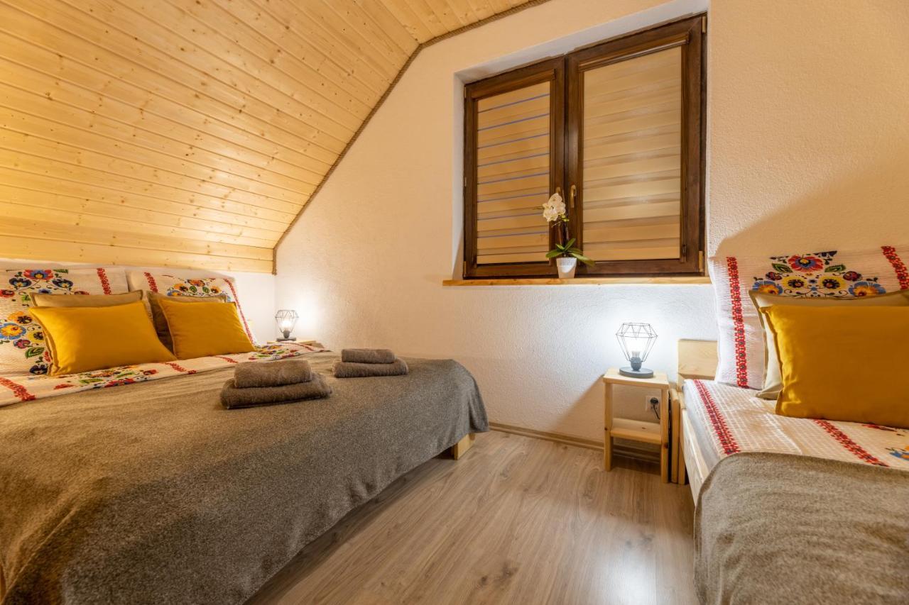 Domek Pod Holica 2 Bieszczady Ustrzyki Dolne Luaran gambar